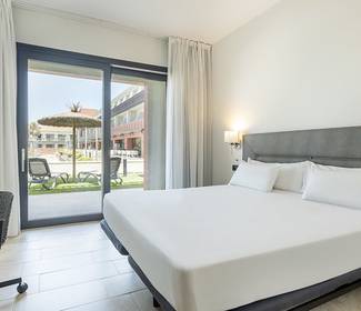 Barrierefreies gästezimmer Hotel ILUNION Calas de Conil Conil de la Frontera Barrierefreies gästezimmer Hotel ILUNION Calas de Conil Conil de la Frontera