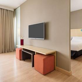Premium-zimmer ilunion suites madrid Hotel ILUNION Suites Madrid