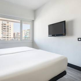 Zimmer superior premium ilunion romareda Hotel ILUNION Romareda Saragossa Zimmer superior premium ilunion romareda Hotel ILUNION Romareda Saragossa