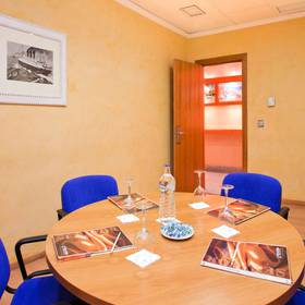 Konferenzraum Hotel ILUNION Les Corts – Spa Barcelona Konferenzraum Hotel ILUNION Les Corts – Spa Barcelona
