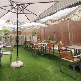 TERRASSE ILUNION BARCELONA TERRASSE ILUNION BARCELONA