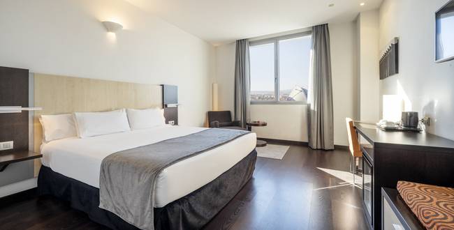 Doppelzimmer Hotel ILUNION Aqua 4 Valencia Doppelzimmer Hotel ILUNION Aqua 4 Valencia