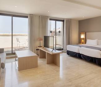 Zimmer junior suite Hotel ILUNION Almirante Barcelona Zimmer junior suite Hotel ILUNION Almirante Barcelona