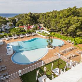 Schwimmbad ilunion menroca Hotel ILUNION Menorca Cala Galdana Schwimmbad ilunion menroca Hotel ILUNION Menorca Cala Galdana