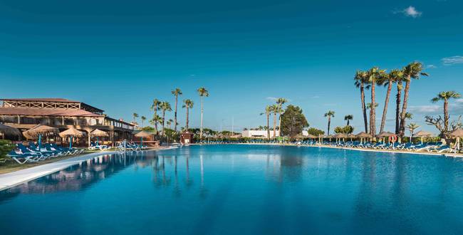 Schwimmbad ilunion islantilla Hotel ILUNION Islantilla Huelva Schwimmbad ilunion islantilla Hotel ILUNION Islantilla Huelva
