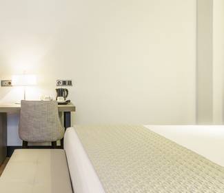 Zimmer suite (familien-suite) ILUNION Bilbao Hotel Zimmer suite (familien-suite) ILUNION Bilbao Hotel