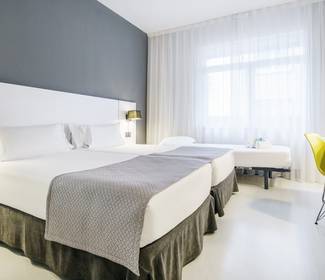 Doppelzimmer + zusätzliches bett ILUNION Bilbao Hotel Doppelzimmer + zusätzliches bett ILUNION Bilbao Hotel