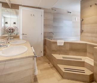 Zimmer junior suite Hotel ILUNION Almirante Barcelona Zimmer junior suite Hotel ILUNION Almirante Barcelona