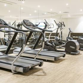 Fitnessstudio ILUNION Bilbao Hotel Fitnessstudio ILUNION Bilbao Hotel