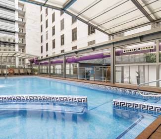 Freibad und hallenbad Hotel ILUNION Málaga Freibad und hallenbad Hotel ILUNION Málaga