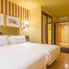 Zimmer Hotel ILUNION Les Corts – Spa Barcelona