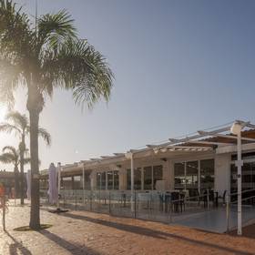Schwimmbad Aparthotel ILUNION Sancti Petri Cádiz Schwimmbad Aparthotel ILUNION Sancti Petri Cádiz
