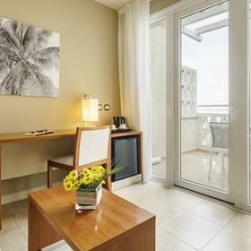 Zimmer Hotel ILUNION Fuengirola Zimmer Hotel ILUNION Fuengirola