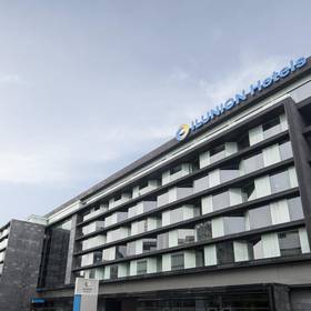 Fassade ilunion atrium Hotel ILUNION Atrium Madrid Fassade ilunion atrium Hotel ILUNION Atrium Madrid