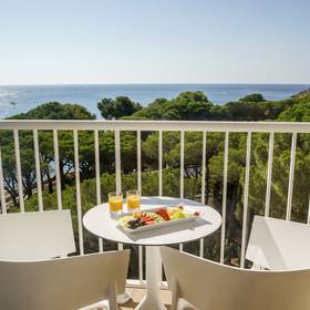 Zimmer hotel ilunion caleta park s'agaró Zimmer hotel ilunion caleta park s'agaró