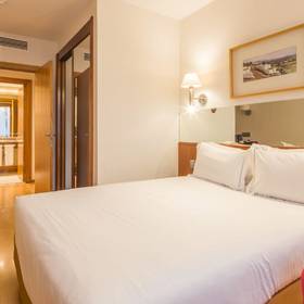 Doppelzimmer Hotel ILUNION Les Corts – Spa Barcelona Doppelzimmer Hotel ILUNION Les Corts – Spa Barcelona