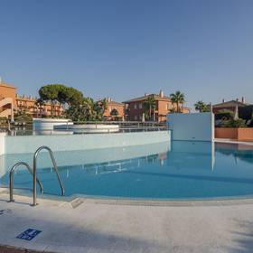 Schwimmbad Aparthotel ILUNION Sancti Petri Cádiz Schwimmbad Aparthotel ILUNION Sancti Petri Cádiz