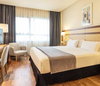 Doppelzimmer Hotel ILUNION Pío XII Madrid Doppelzimmer Hotel ILUNION Pío XII Madrid