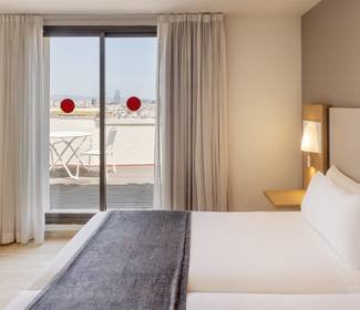 Zimmer junior suite Hotel ILUNION Almirante Barcelona