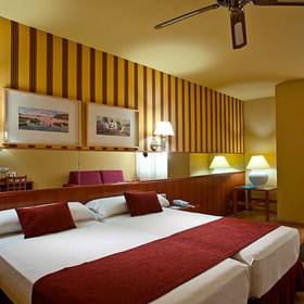 Zimmer Hotel ILUNION Les Corts – Spa Barcelona Zimmer Hotel ILUNION Les Corts – Spa Barcelona