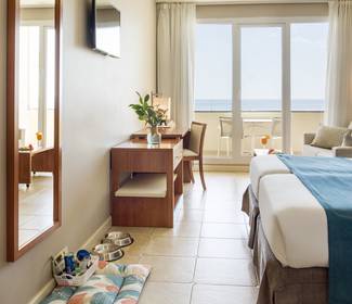 Haustierfreundliches zimmer mit meerblick Hotel ILUNION Fuengirola Haustierfreundliches zimmer mit meerblick Hotel ILUNION Fuengirola