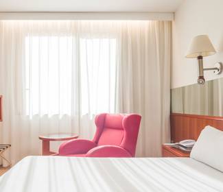 Doppelzimmer Hotel ILUNION Les Corts – Spa Barcelona Doppelzimmer Hotel ILUNION Les Corts – Spa Barcelona