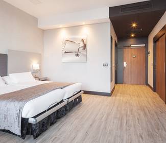 100% zugänglich Hotel ILUNION Atrium Madrid 100% zugänglich Hotel ILUNION Atrium Madrid