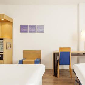 Dreibettzimmer ilunion valencia hotel ilunion valencia 4 Dreibettzimmer ilunion valencia hotel ilunion valencia 4