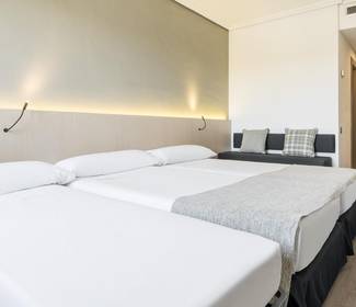 Premium-doppelzimmer + zusatzbett (2 + 1) Hotel ILUNION Las Lomas Mérida Premium-doppelzimmer + zusatzbett (2 + 1) Hotel ILUNION Las Lomas Mérida