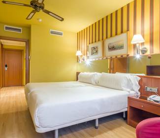 Superior-zimmer Hotel ILUNION Les Corts – Spa Barcelona Superior-zimmer Hotel ILUNION Les Corts – Spa Barcelona