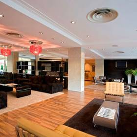 Empfangshalle Hotel ILUNION San Sebastián Donostia-San Sebastián Empfangshalle Hotel ILUNION San Sebastián Donostia-San Sebastián