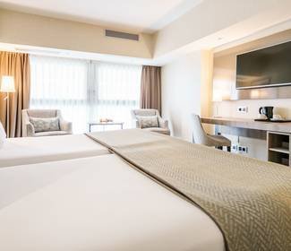 Corporate-einzelzimmer Hotel ILUNION Málaga Corporate-einzelzimmer Hotel ILUNION Málaga