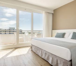 Ausstattung der premium-doppelzimmer Hotel ILUNION Islantilla Huelva