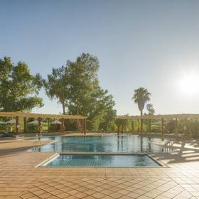 Schwimmbad ilunion golf badajoz Hotel ILUNION Golf Badajoz Schwimmbad ilunion golf badajoz Hotel ILUNION Golf Badajoz