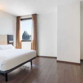 Barrierefreie zimmer ilunion aqua 4 hotel ilunion aqua 4 valencia Barrierefreie zimmer ilunion aqua 4 hotel ilunion aqua 4 valencia