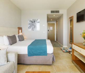 Haustierfreundliches zimmer mit meerblick Hotel ILUNION Fuengirola Haustierfreundliches zimmer mit meerblick Hotel ILUNION Fuengirola