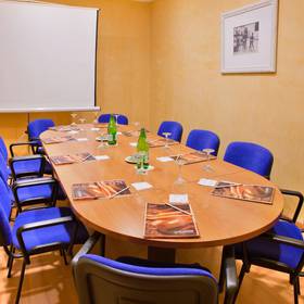 Konferenzraum Hotel ILUNION Les Corts – Spa Barcelona Konferenzraum Hotel ILUNION Les Corts – Spa Barcelona