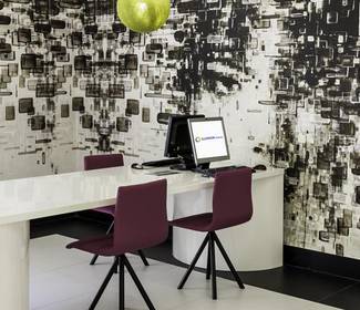 Internet-point Hotel ILUNION Suites Madrid Internet-point Hotel ILUNION Suites Madrid