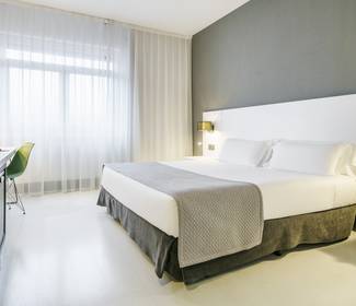 Doppelzimmer ILUNION Bilbao Hotel Doppelzimmer ILUNION Bilbao Hotel