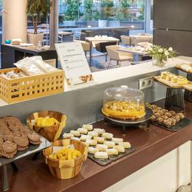 Frühstück Hotel ILUNION Atrium Madrid Frühstück Hotel ILUNION Atrium Madrid