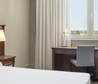 Doppelzimmer Hotel ILUNION Las Lomas Mérida Doppelzimmer Hotel ILUNION Las Lomas Mérida