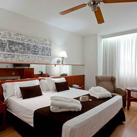 Zimmer Hotel ILUNION Les Corts – Spa Barcelona Zimmer Hotel ILUNION Les Corts – Spa Barcelona