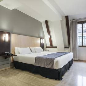 Doppelzimmer Hotel ILUNION Almirante Barcelona Doppelzimmer Hotel ILUNION Almirante Barcelona