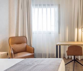 Standarddoppelzimmer hotel ilunion san mamés bilbao Standarddoppelzimmer hotel ilunion san mamés bilbao