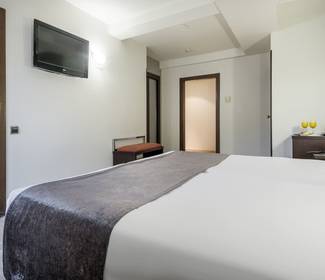Doppelzimmer Hotel ILUNION Almirante Barcelona Doppelzimmer Hotel ILUNION Almirante Barcelona