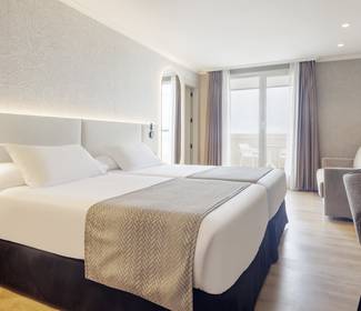 Corporate einzelzimmer mit terrasse Hotel ILUNION San Sebastián Donostia-San Sebastián Corporate einzelzimmer mit terrasse Hotel ILUNION San Sebastián Donostia-San Sebastián