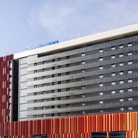 Fassade Hotel ILUNION San Mamés Bilbao