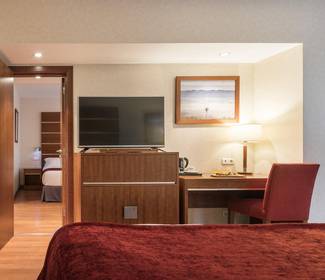 Miteinander verbundene Doppelzimmer Miteinander verbundene Doppelzimmer