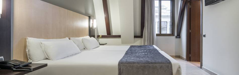 Doppelzimmer Hotel ILUNION Almirante Barcelona Doppelzimmer Hotel ILUNION Almirante Barcelona