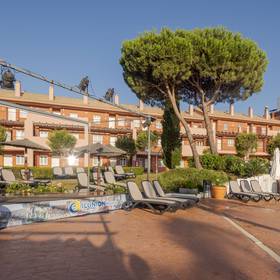 Schwimmbad Aparthotel ILUNION Sancti Petri Cádiz Schwimmbad Aparthotel ILUNION Sancti Petri Cádiz